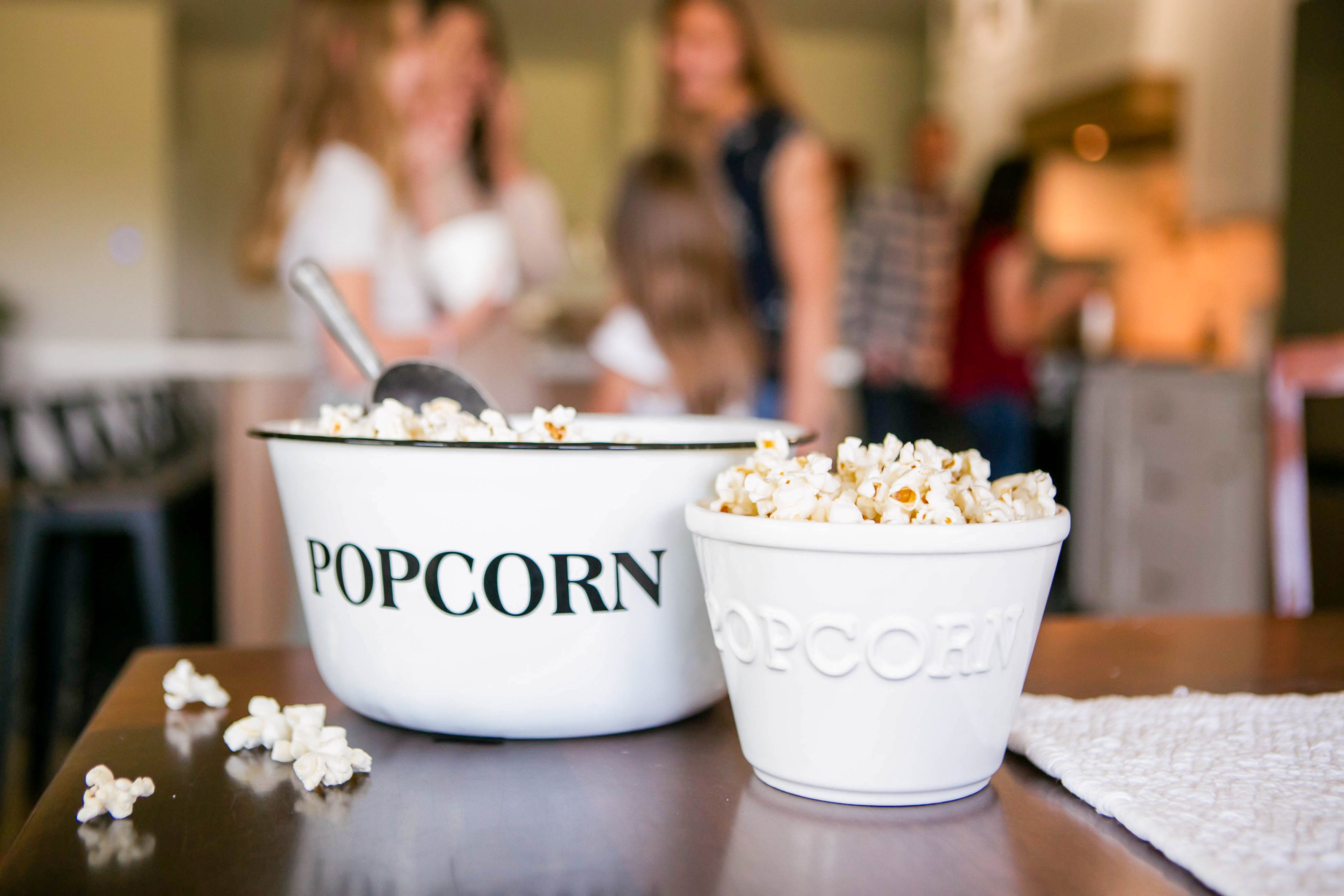 Vintage Enamel Popcorn Bowl | 3.7 Quart