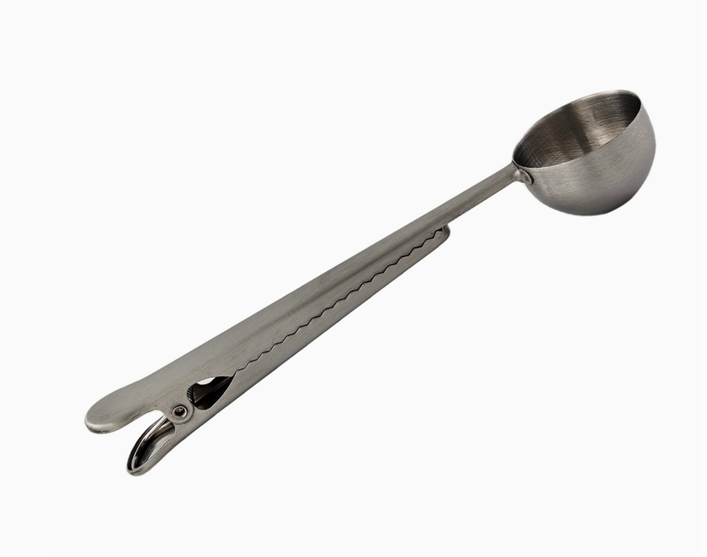 2-in-1 Scoop & Bag Clip | Tablespoon
