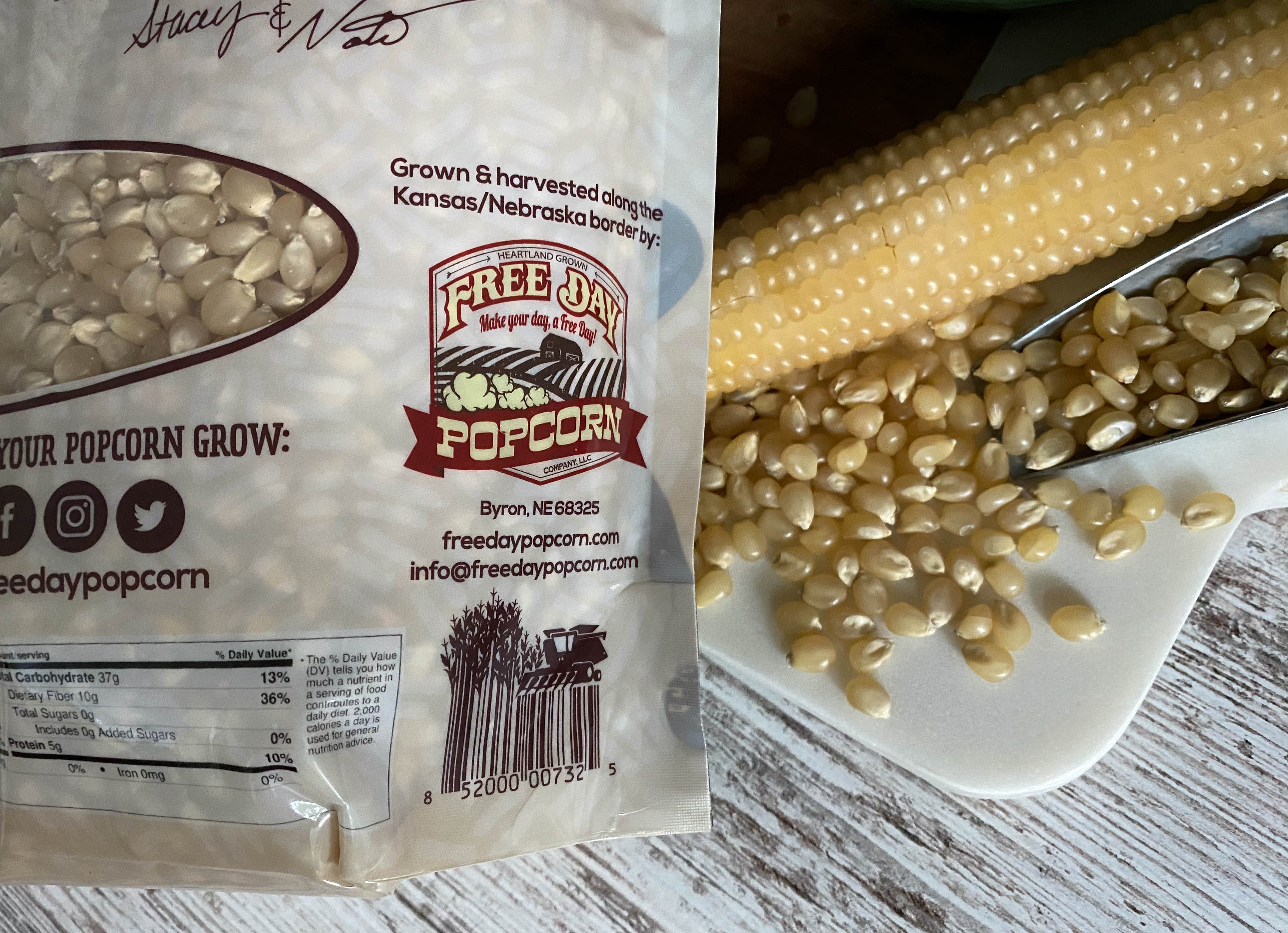 White Butterfly Popcorn, 3 lb (48 oz) pouch