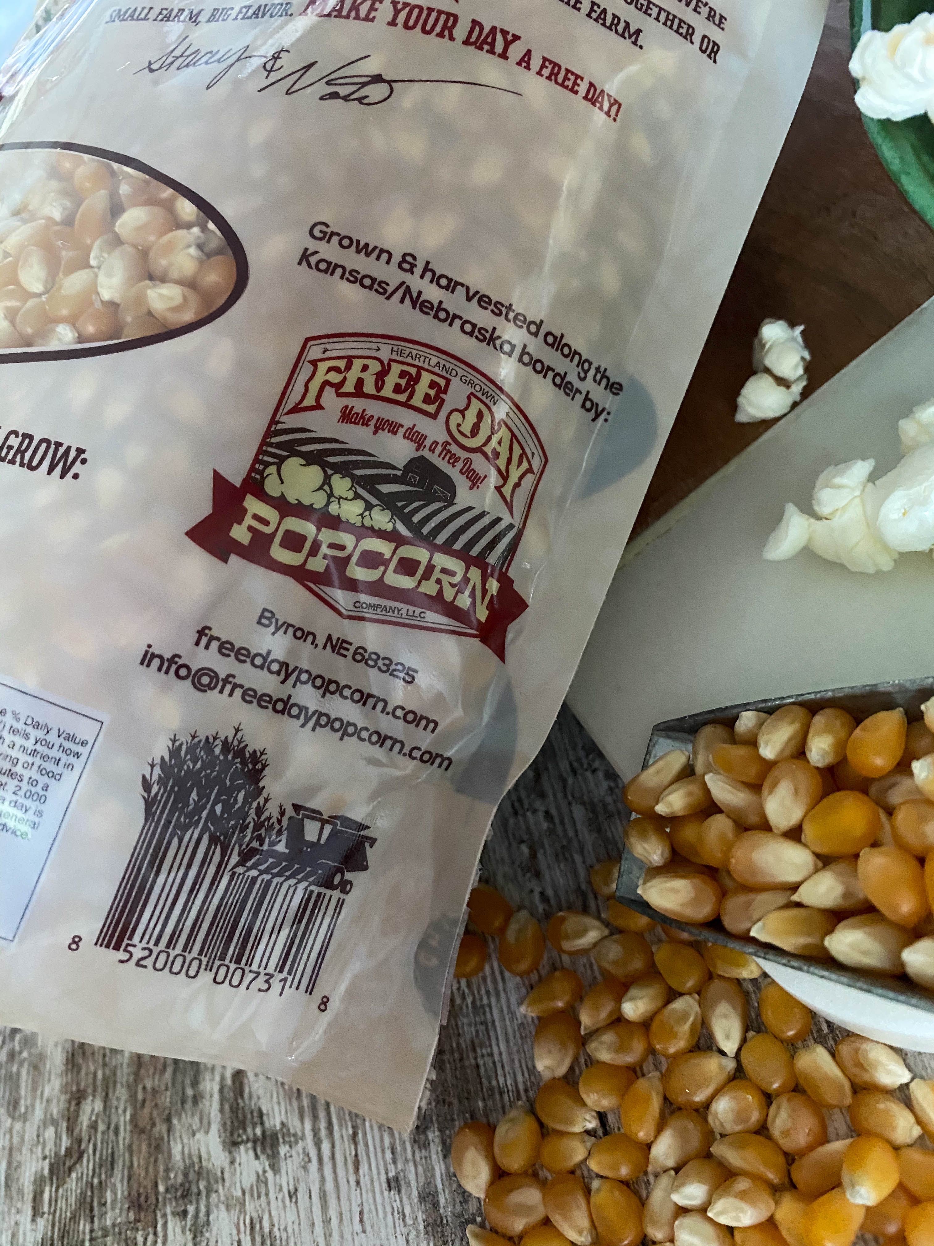 Yellow Butterfly Popcorn, 3 lb (48 oz) pouch